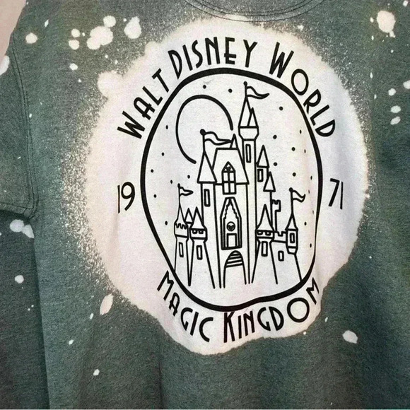 Walt Disney World Magic Kingdom Green Pullover Sweatshirt Unisex S - Picture 2 of 10